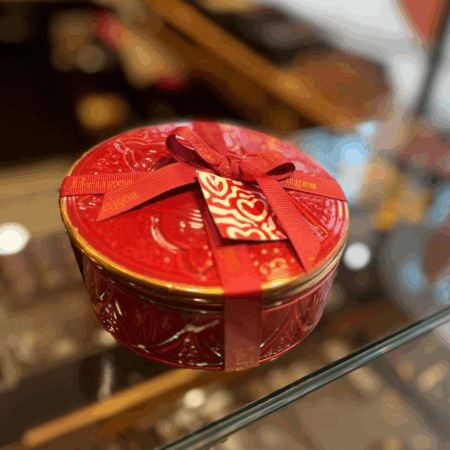 Boite Rouge en céramique avec 260g